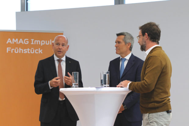 Morten Hannesbo, Lukas Gähwiler und Nik Hartmann im Gespräch